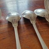 Christofle - Set of 11 dessert spoons in the Trianon model made of metal.