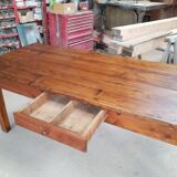 Farm table