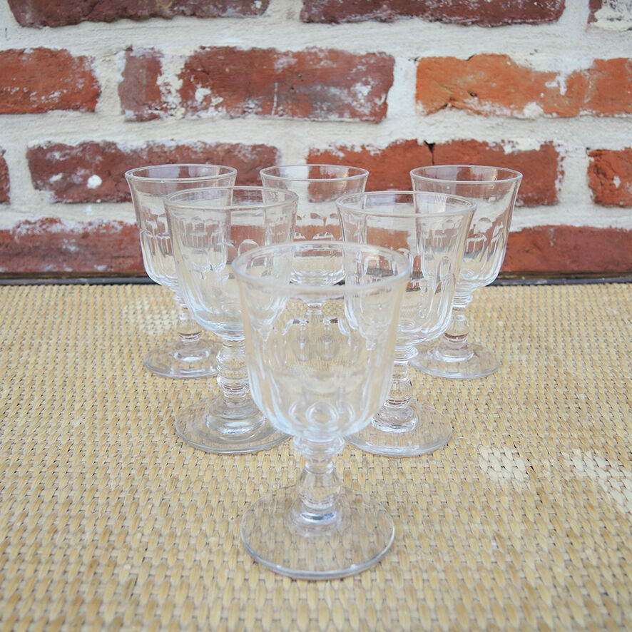 6 crystal goblets in gondola style from Baccarat (?) h 10.5 cm