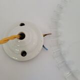 Serrated opaline suspension