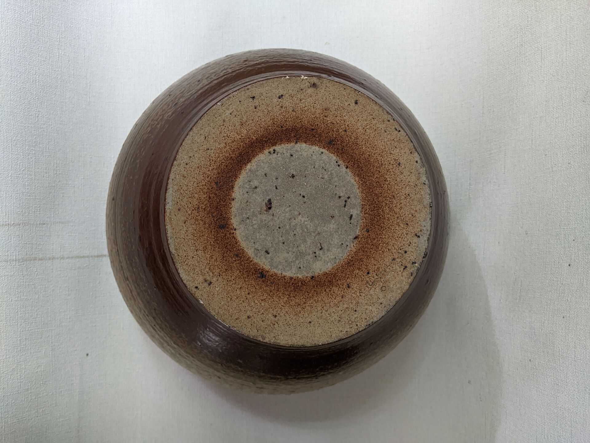 Second-hand artisan stoneware salad bowl
