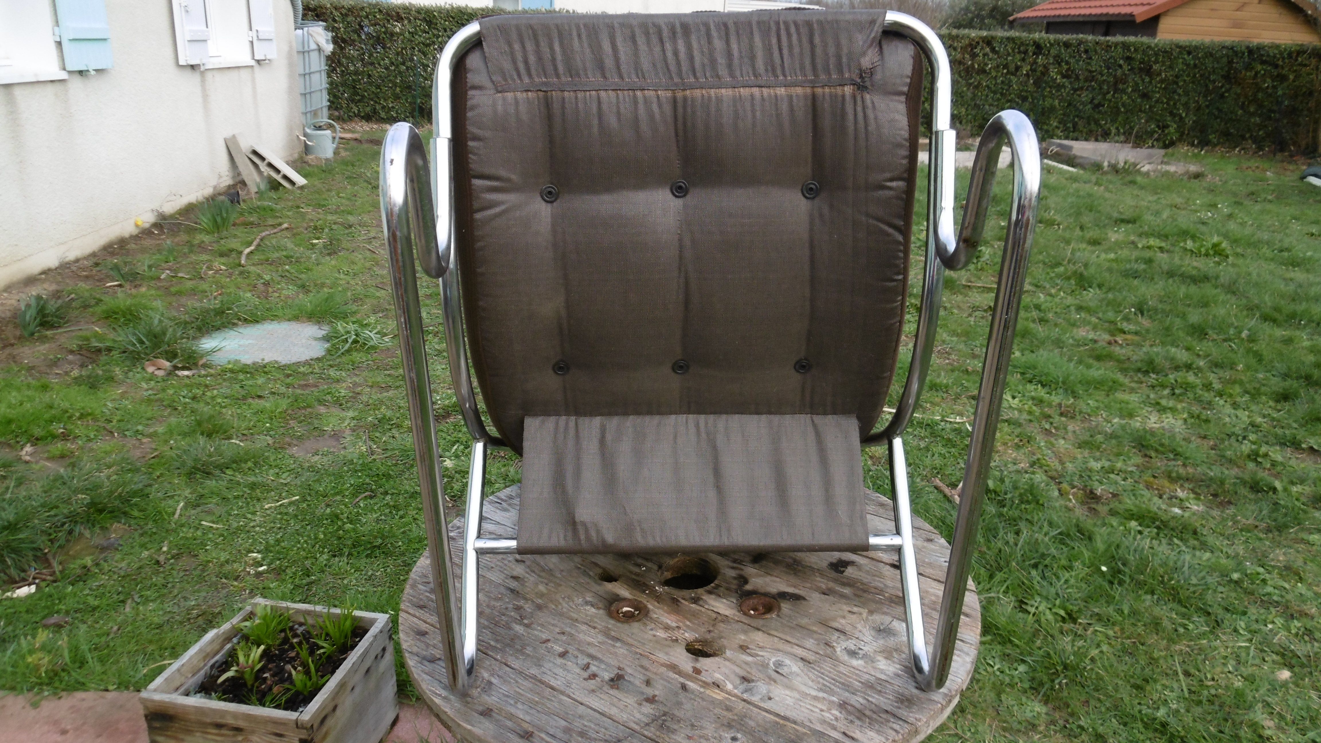 Chair tubular in Brown velvet of the 1970s