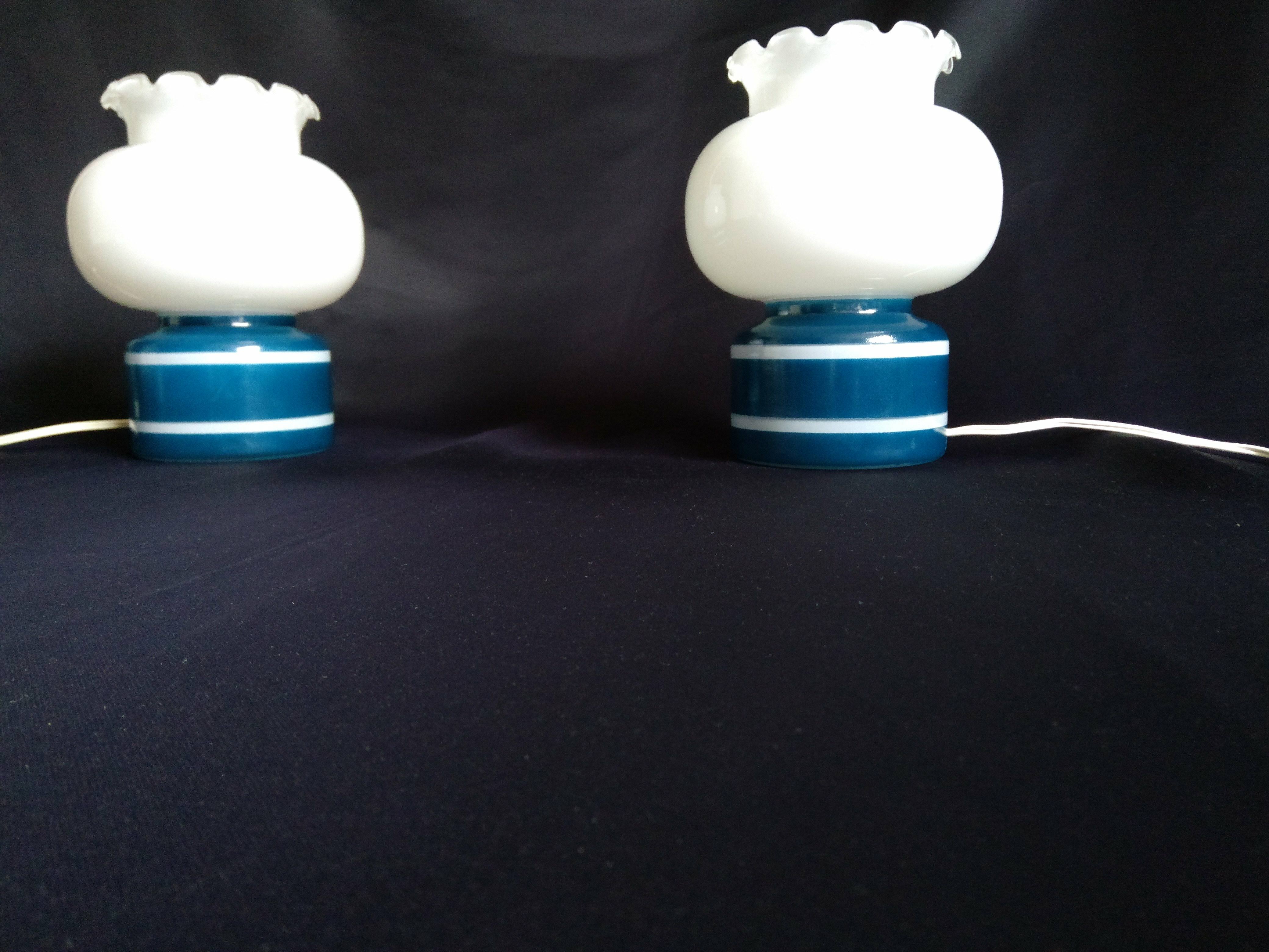 Pair of duck blue and white opaline lamps