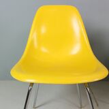 Charles & Ray Eames Set of 4 Yellow "La Fonda" Chairs for Herman Miller, 1960