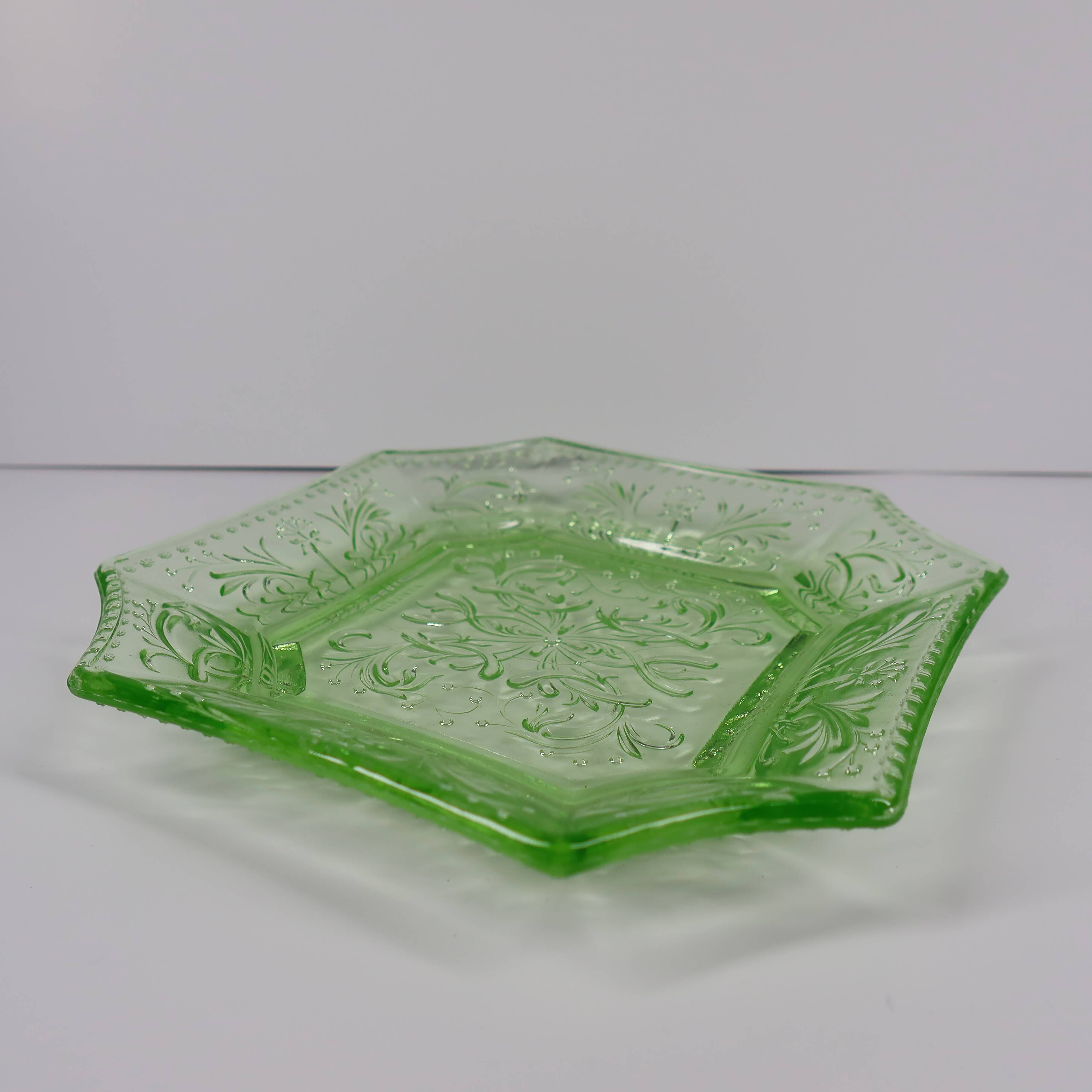 Portieux Octagonal Crystal Plate