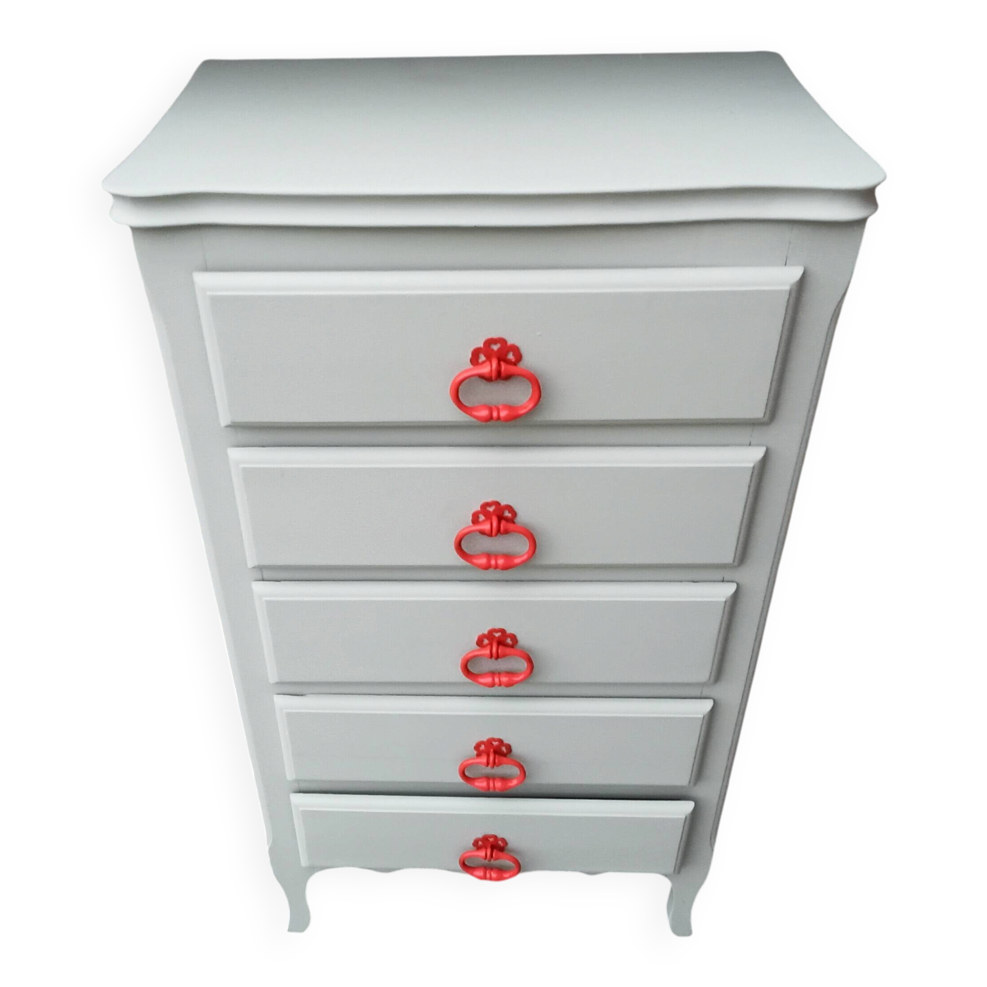 Antique chest of drawers