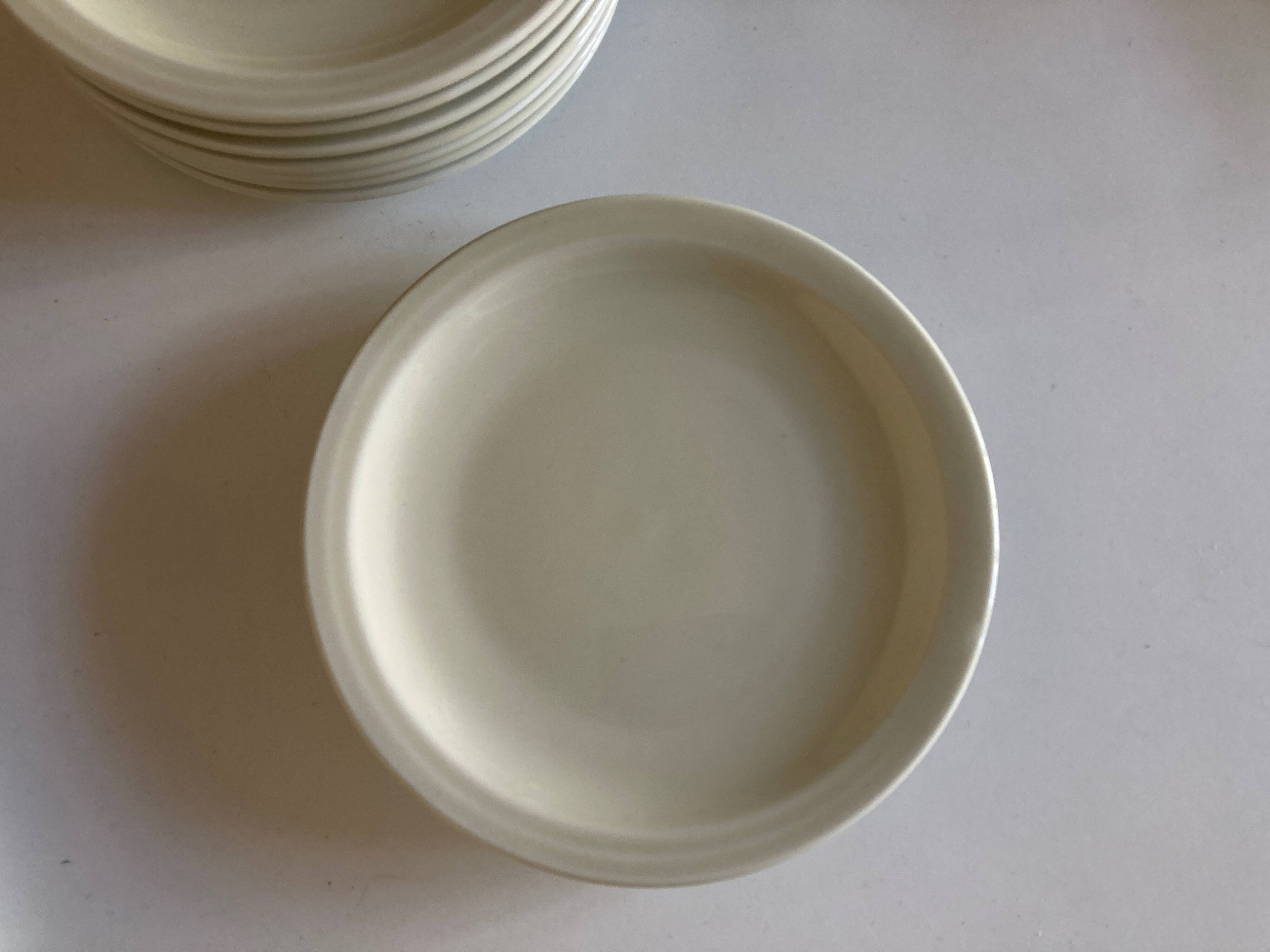 Set of 10 Havilland ivory modernist dessert plates 1960