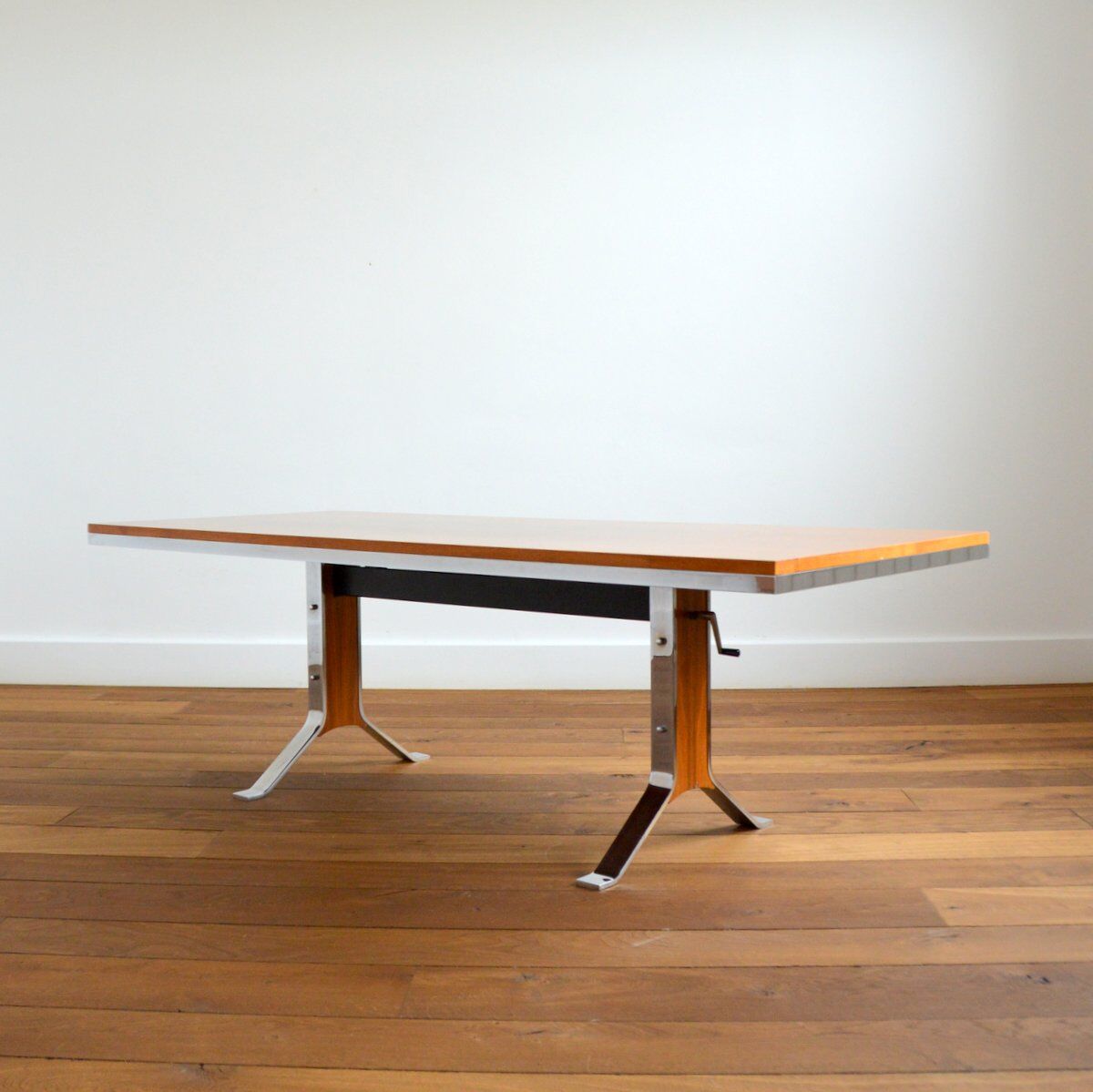 Transformable table 60/70