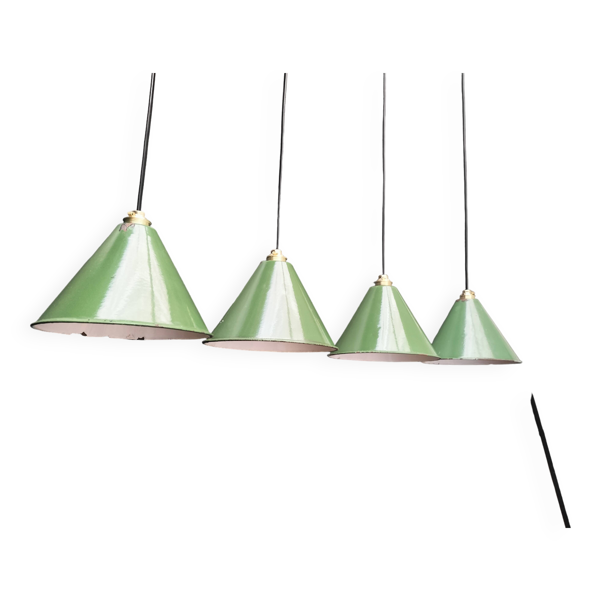 Enamelled sheet metal cone suspensions