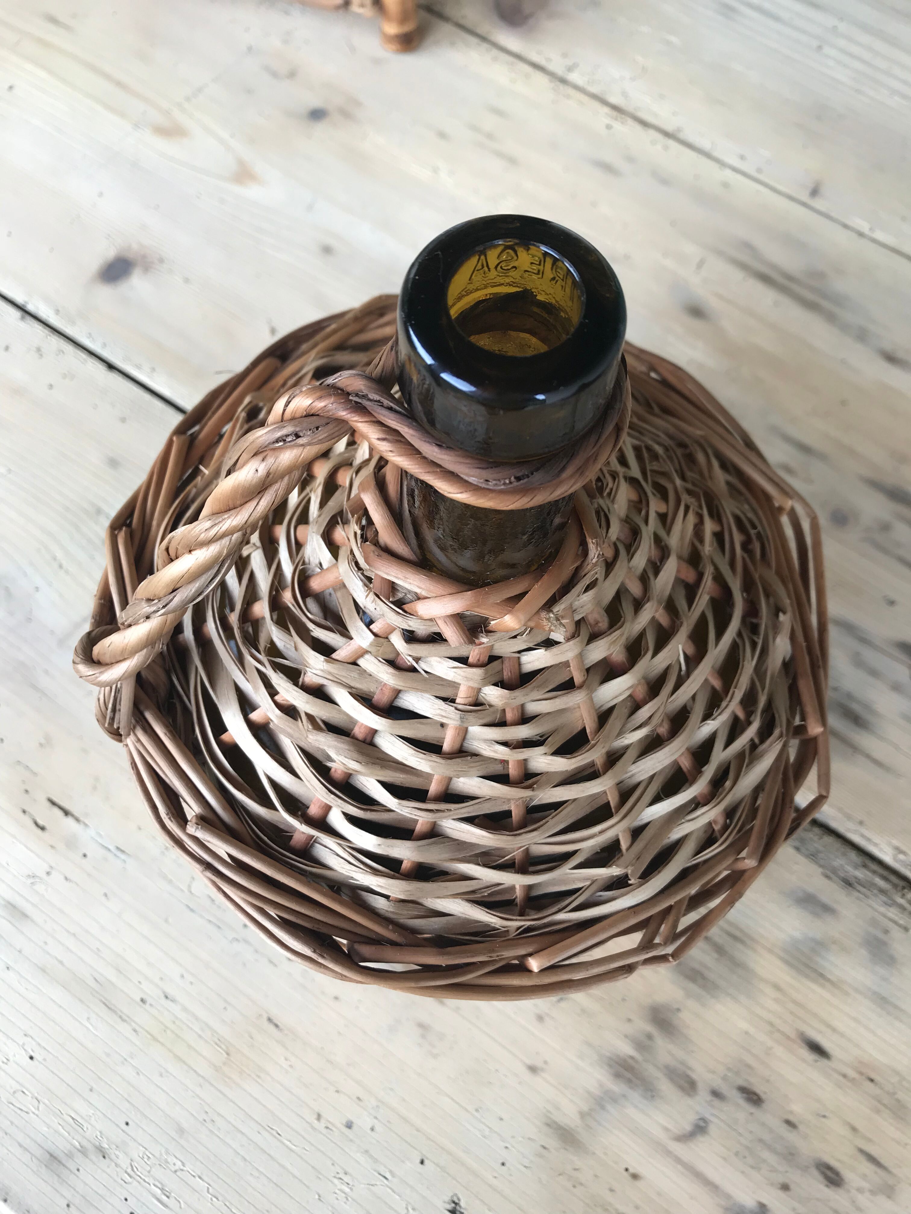 Small demijohn with wicker 2l