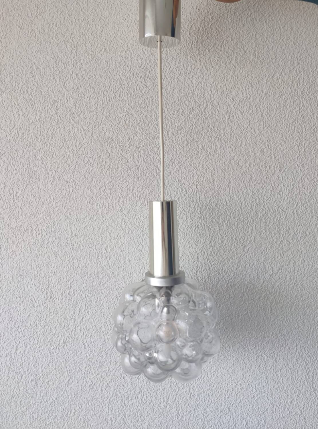 Suspension bubble par Helena Tynell