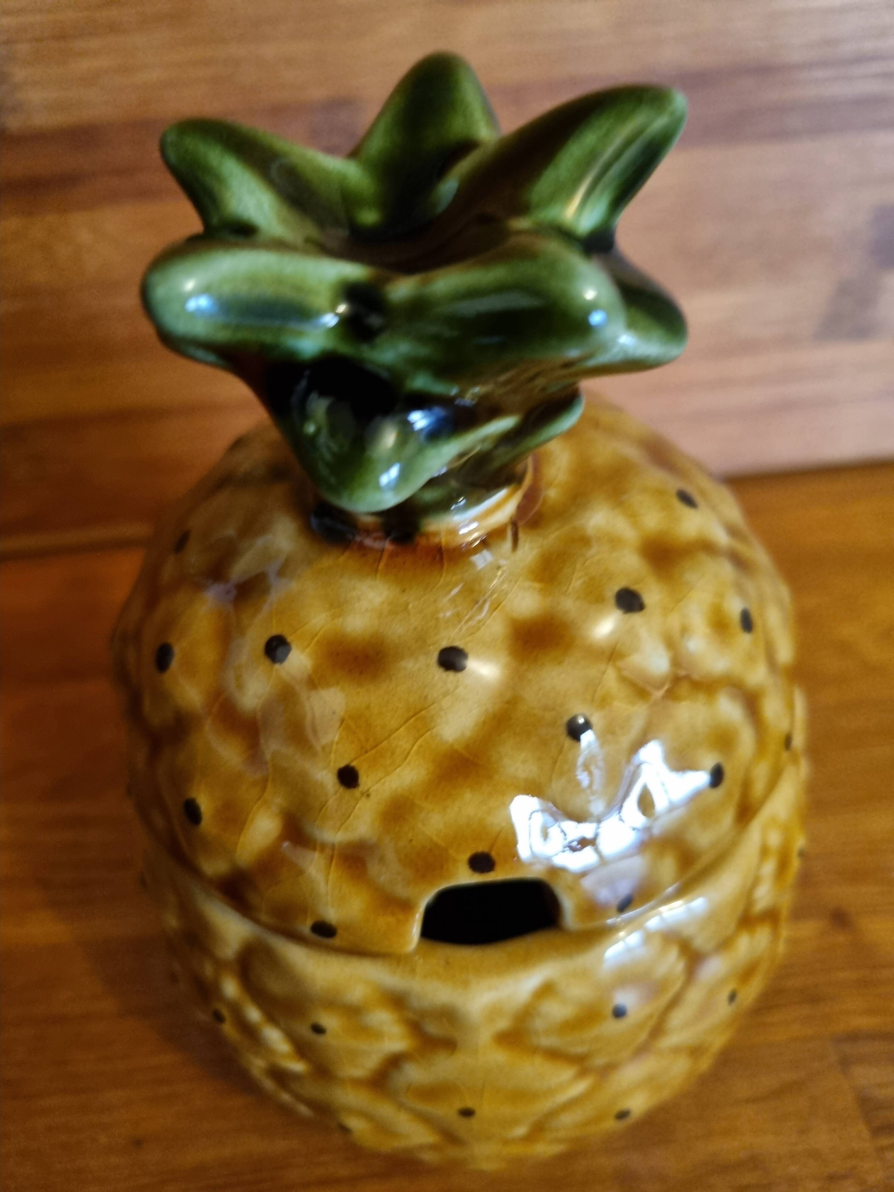 Confiturier en barbotine forme Ananas