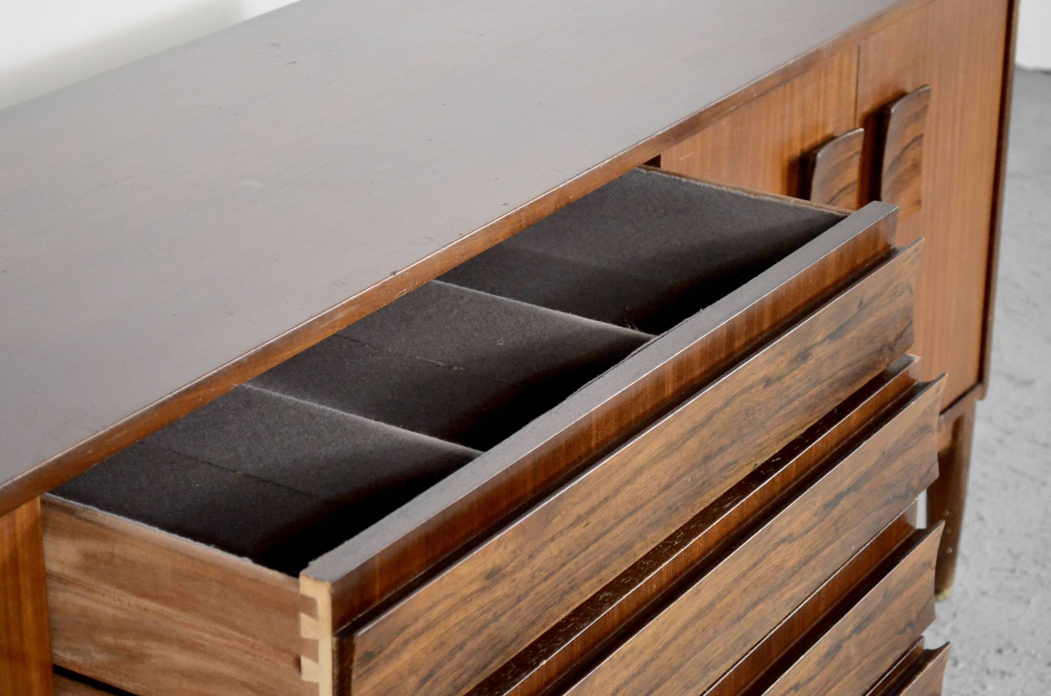 Very Rare Vintage Midcentury Elliots Of Newbury Afromosia Sideboard.