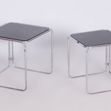 Tables gigognes restaurées du milieu du siècle, acier chromé, verre Opaxit, Tchéquie, années 1960