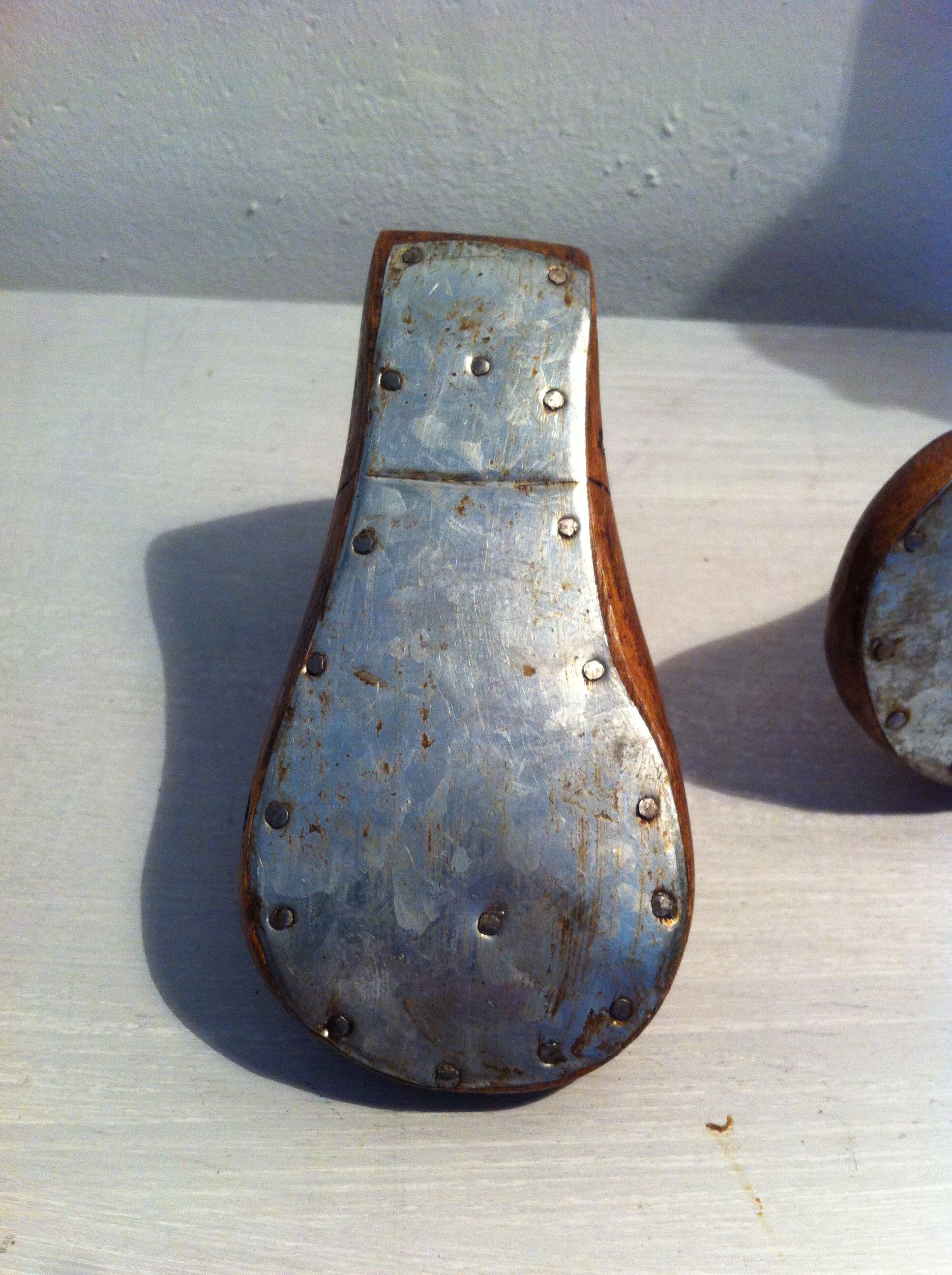 Formes de bottier en bois pour chaussures enfants