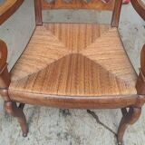 Mulched armchair of golden rye in solid walnut period Restoration around 1820