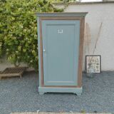 Parisian Wardrobe - Vintage Bonnetière