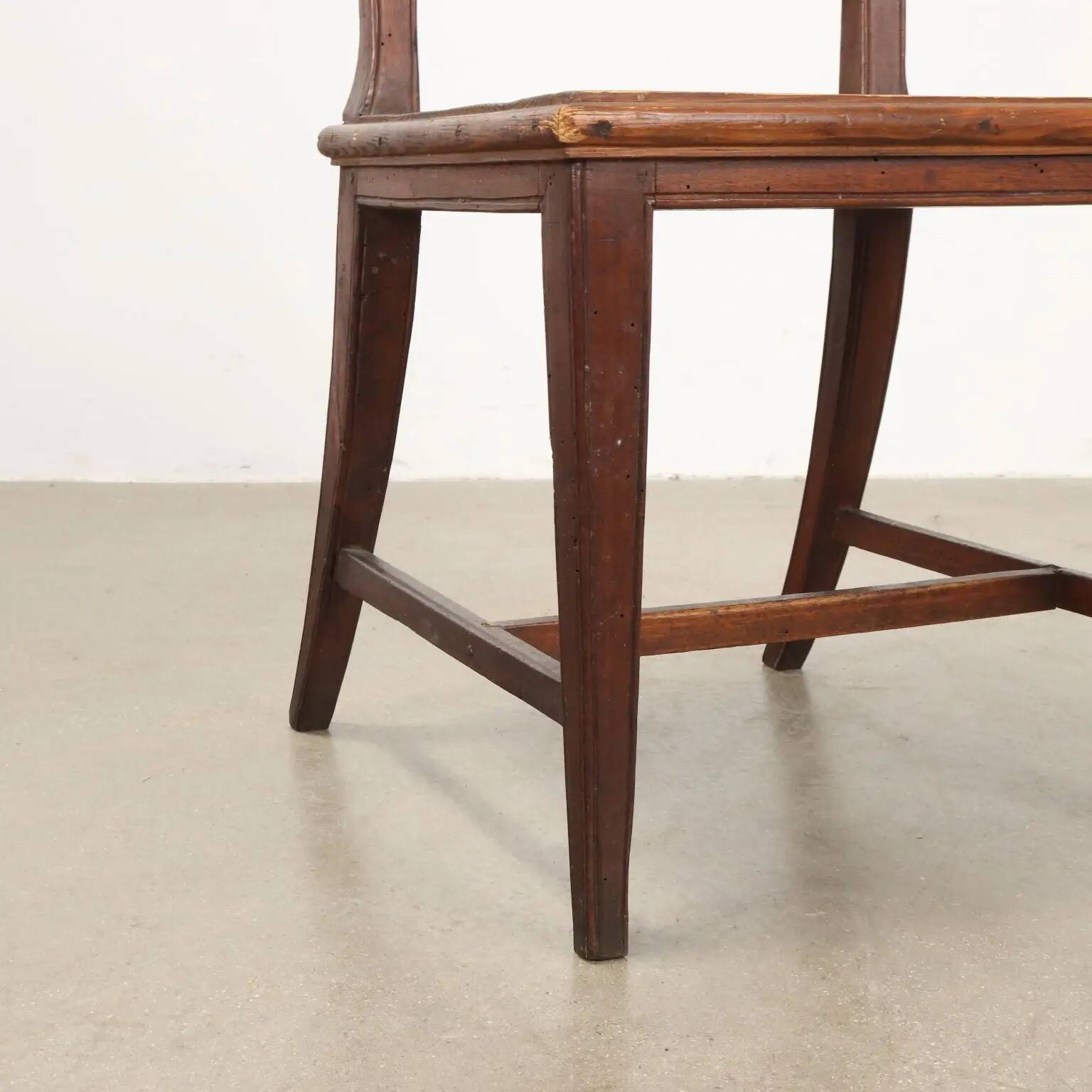 Antique Directoire chairs in walnut, restorations, Italy, 19th century