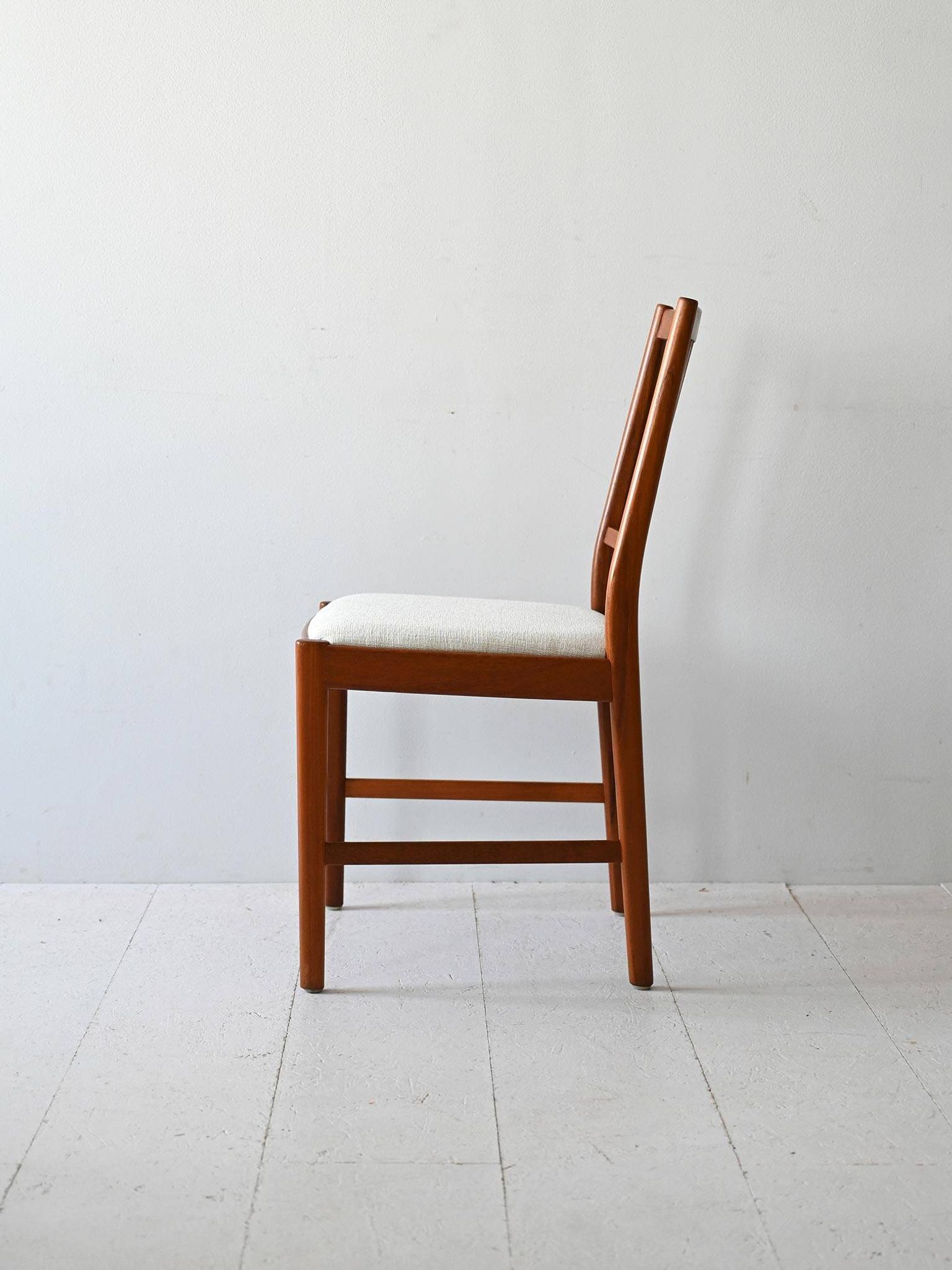 Lot de 4 chaises suédoises