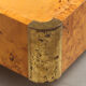 Table basse en loupe et laiton