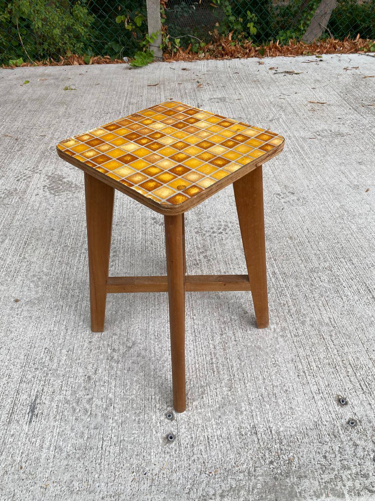 Scandinavian stool with amber mosaic effect top, 60s side table.