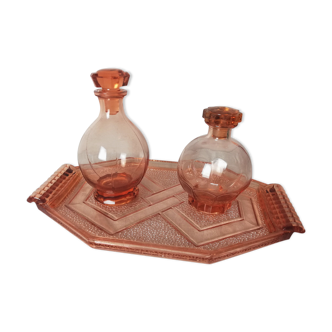 Plateau et ses 2 flacons en verre rose