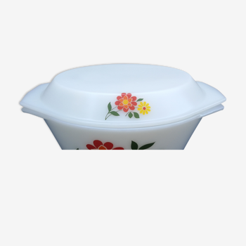 Flat vintage round Arcopal casserole with flowers
