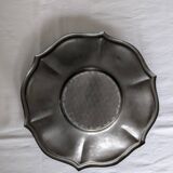 Corolla-style pewter plate