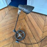 Dressmaker's lamp