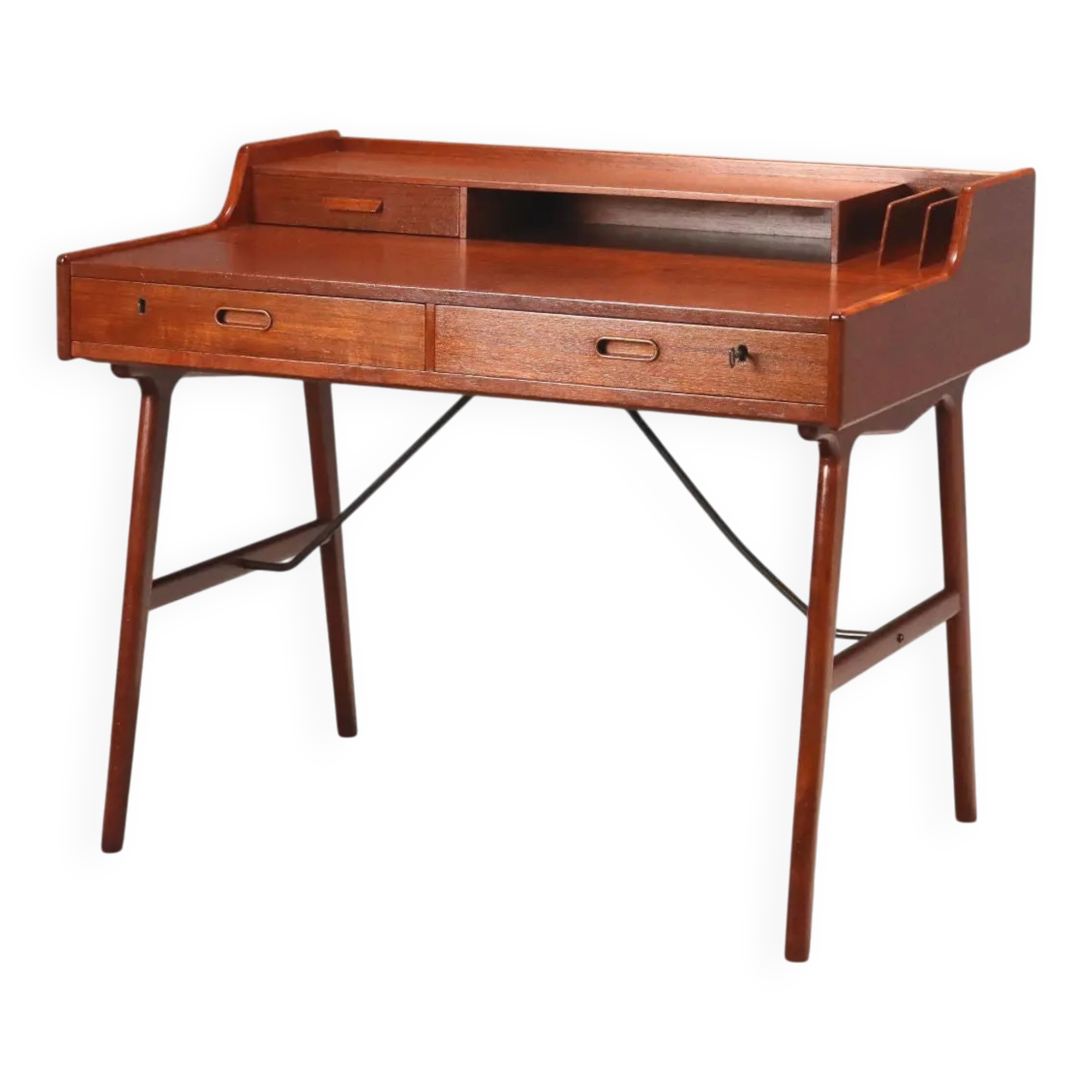 Vintage writing desk design by Svend Åge Madsen and Sigurd Hansen from the 1950s.