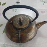 Chinese cast iron teapot Hua Zhouji masterpiece of ironwork dragonfly