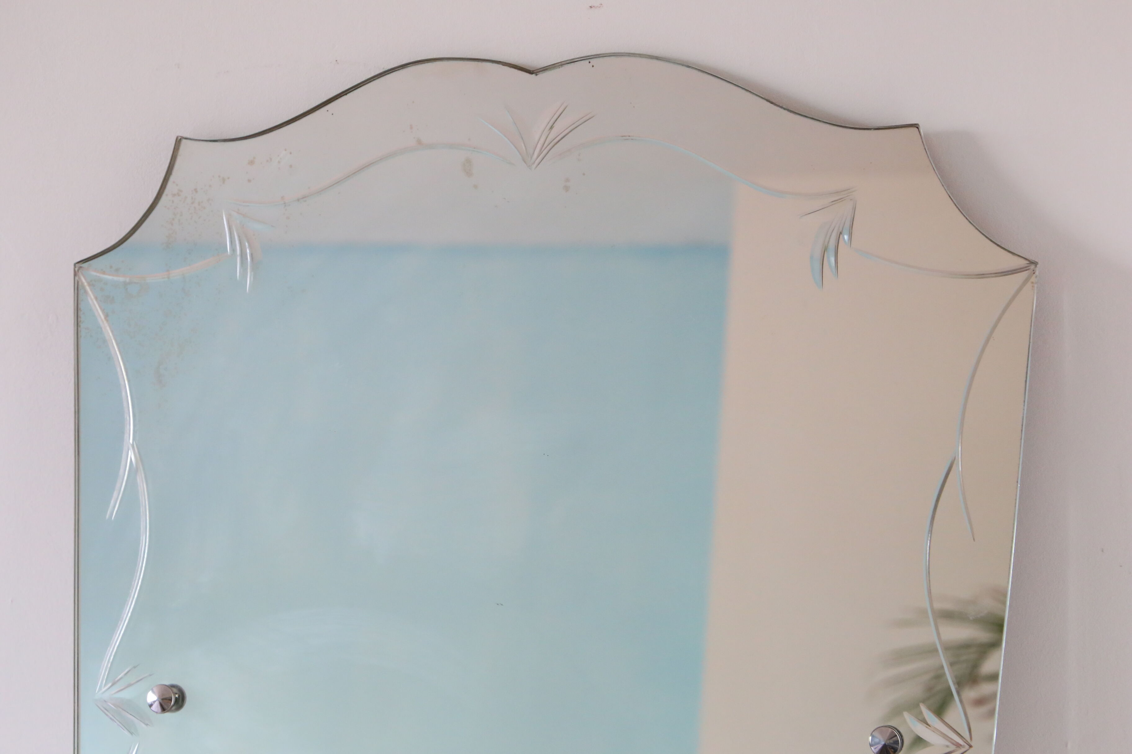 Bevelled, chiseled, antique, art deco wall mirror