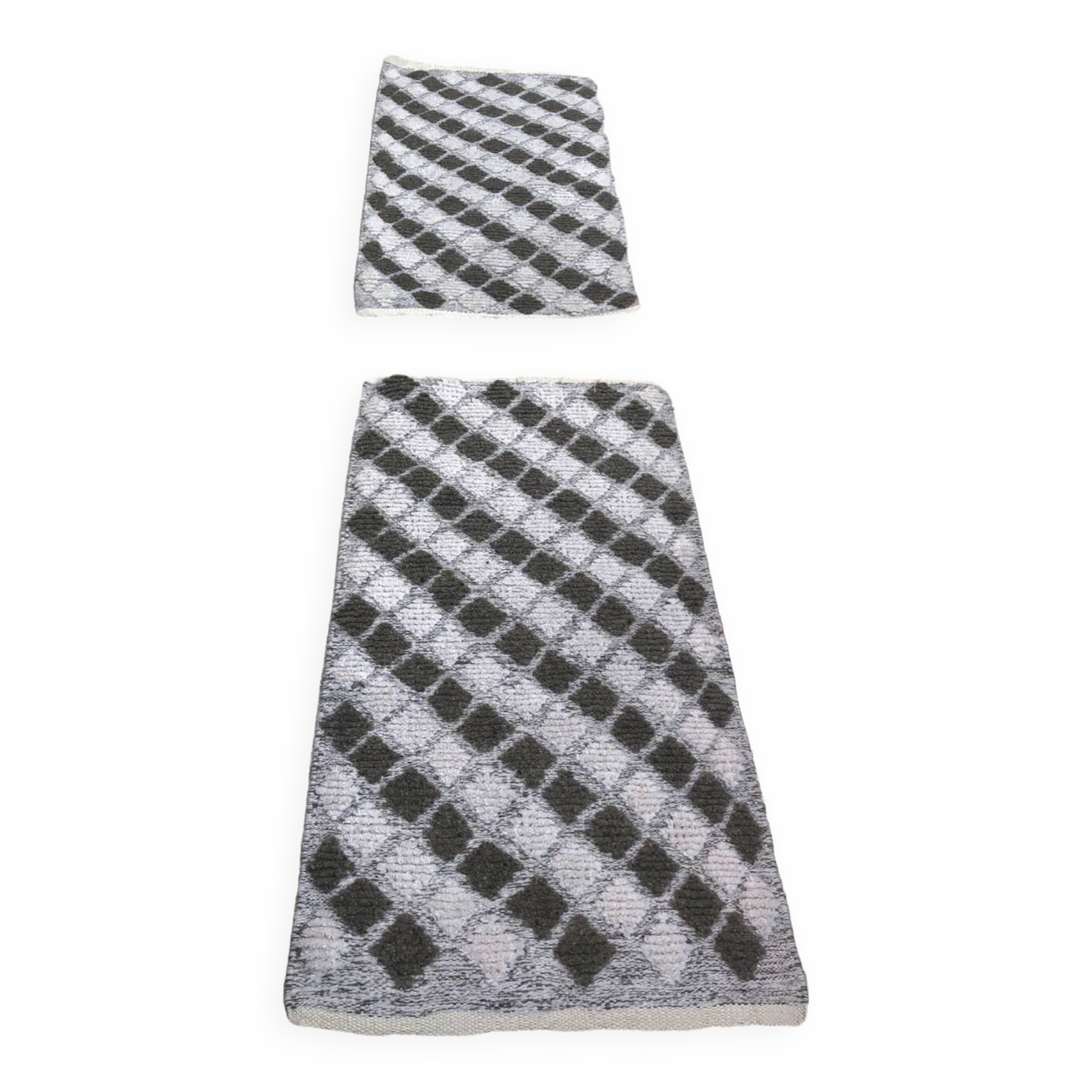 2 bedspreads 70 cm X 125 cm “handmade”