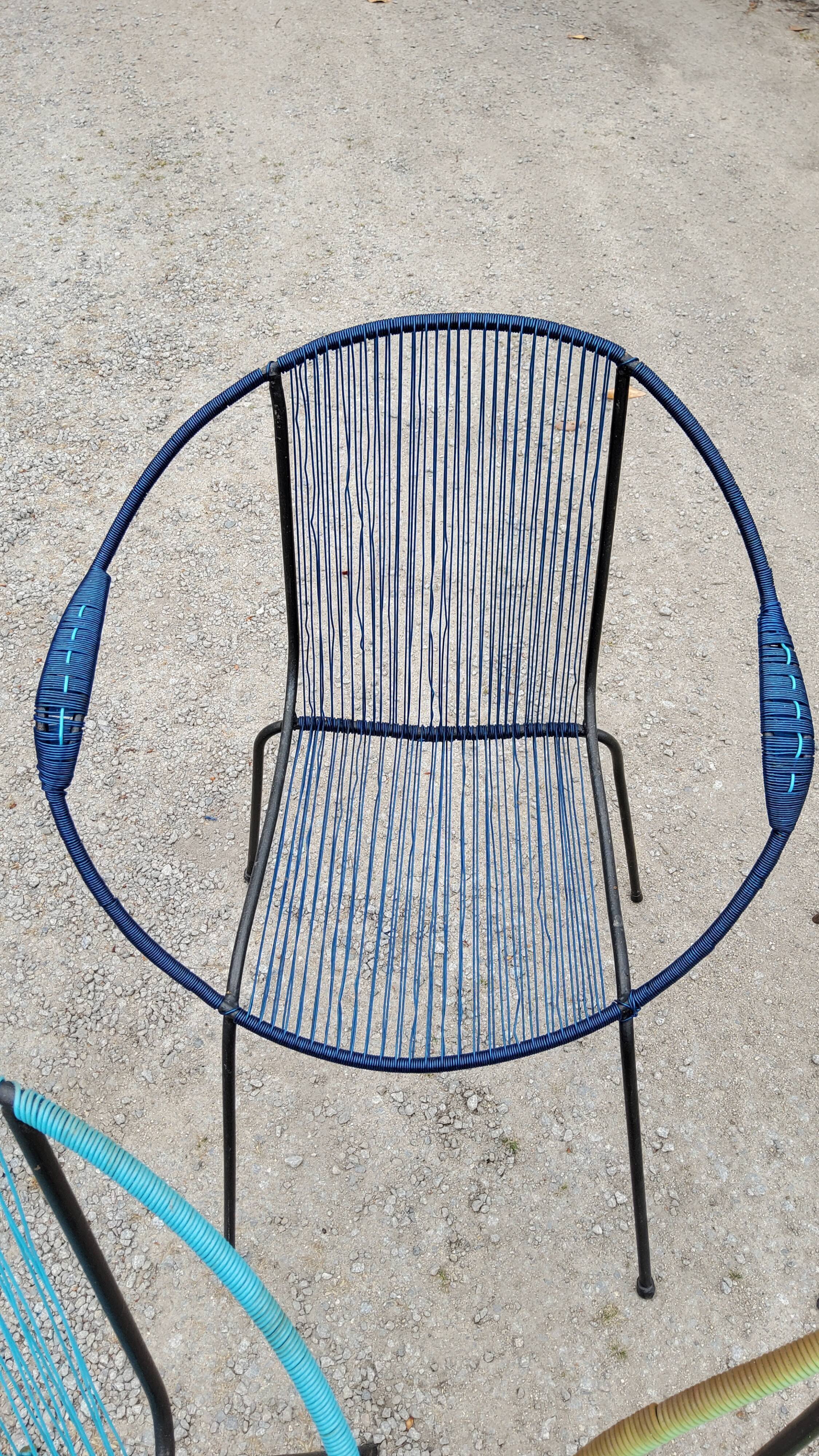 Set of 5 iron and scoubidou chairs from the 50/60s