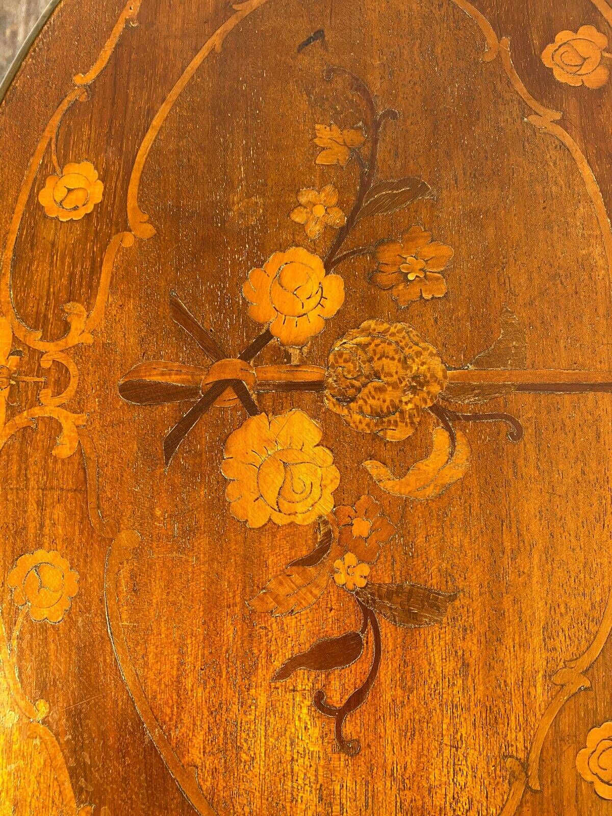 Louis XV side table in mahogany, marquetry and gilded bronze, circa 1900