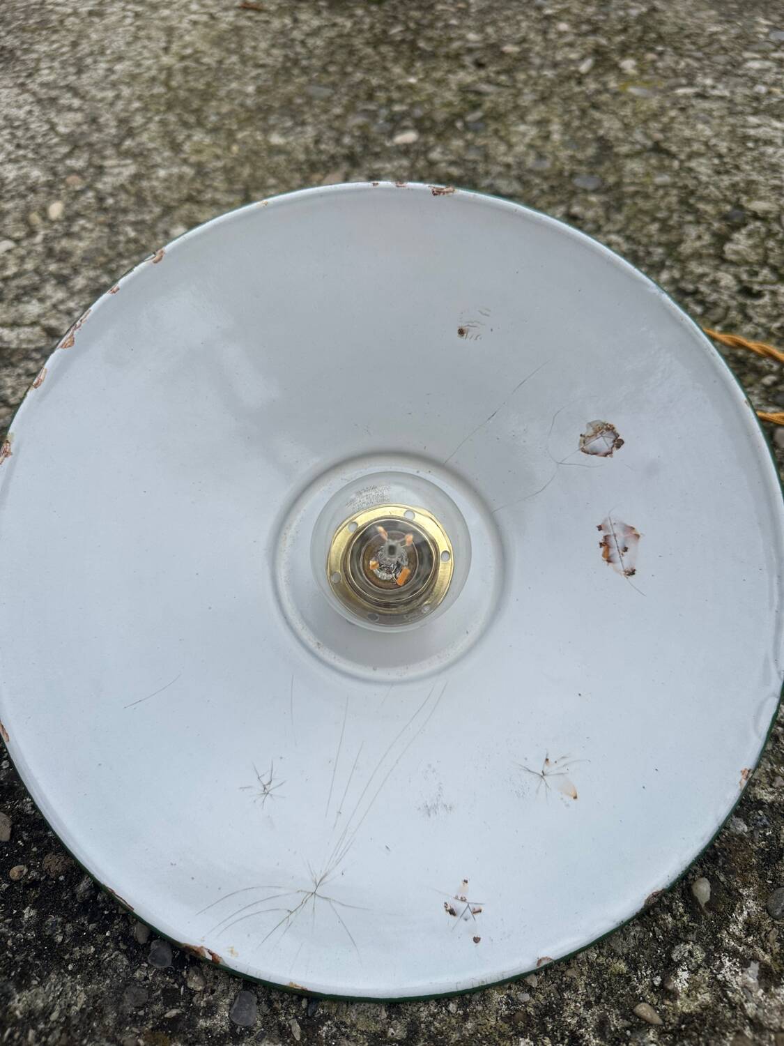 Pendant light indust enameled sheet metal vintage old farmhouse green and white