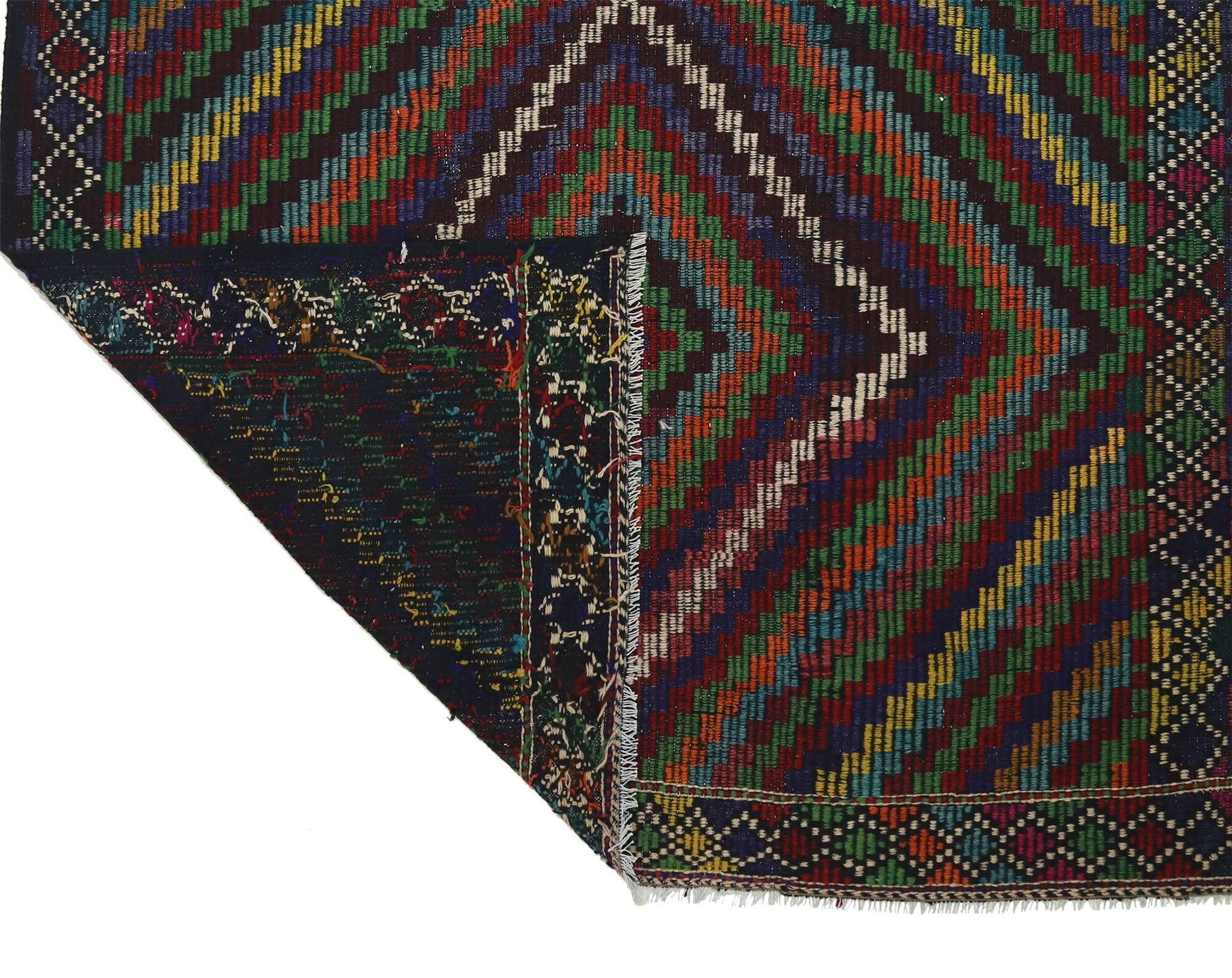 Handwoven Vintage Rug – Natural and Elegant 180x 251 cm