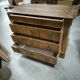 Commode d'époque Restauration en noyer flammé