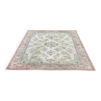 Tapis persan en laine rouge