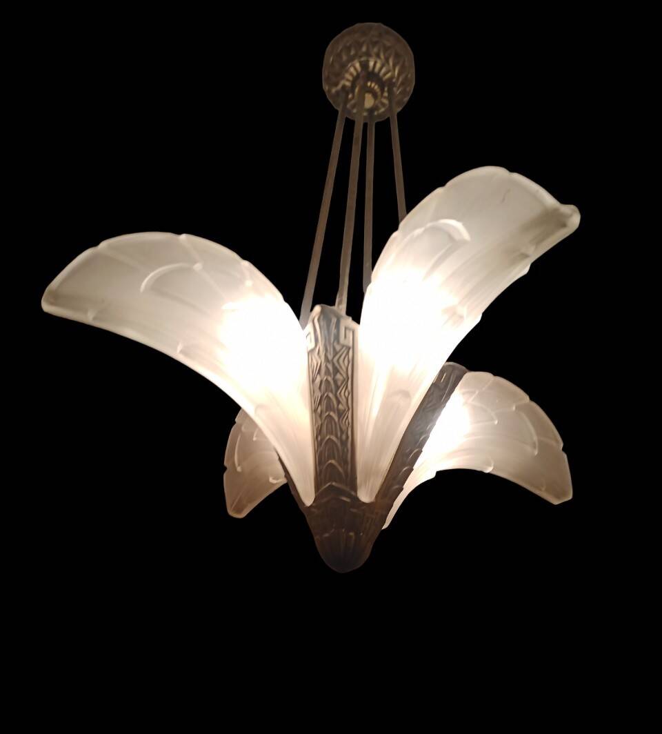 Art deco chandelier