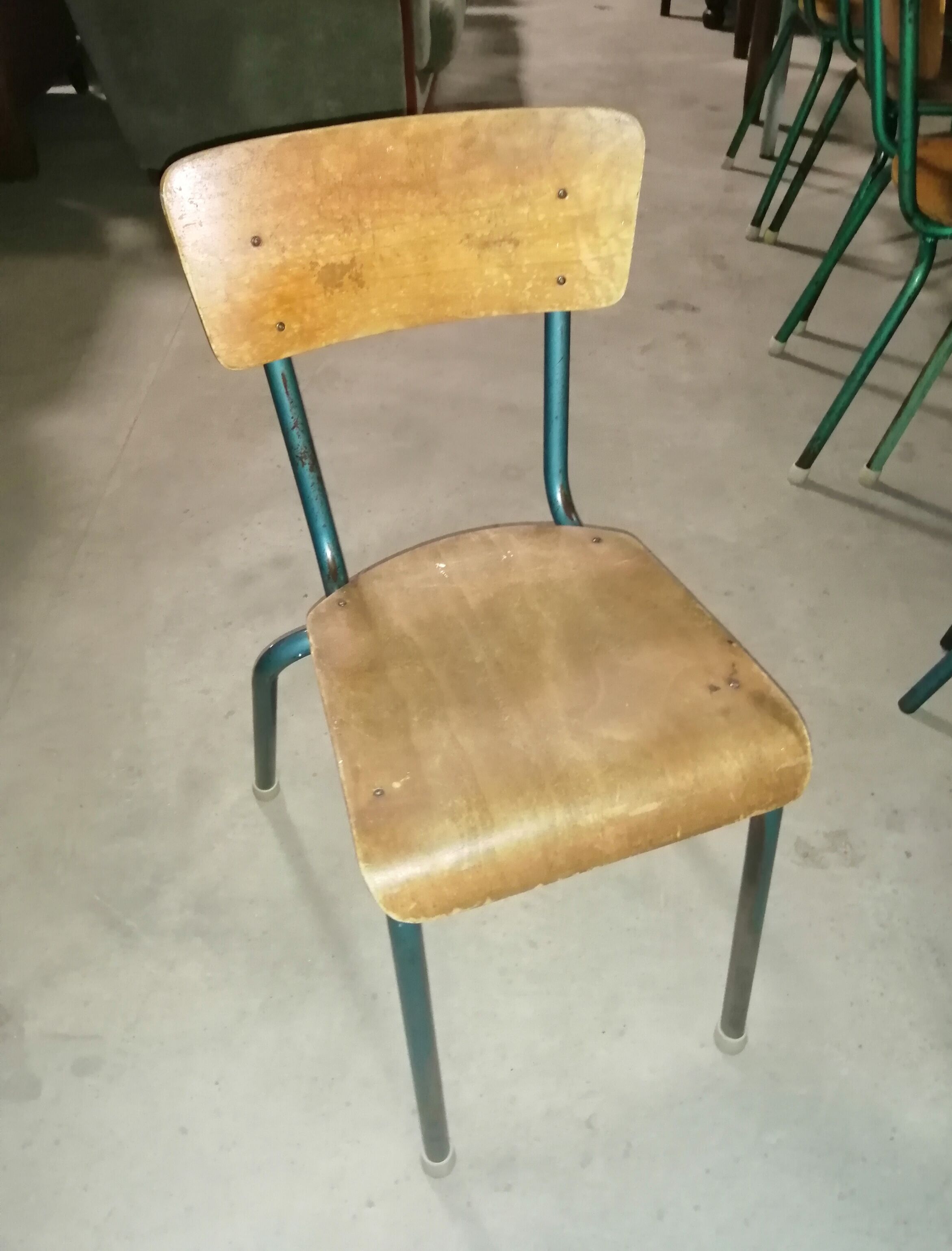 Adult school chairs