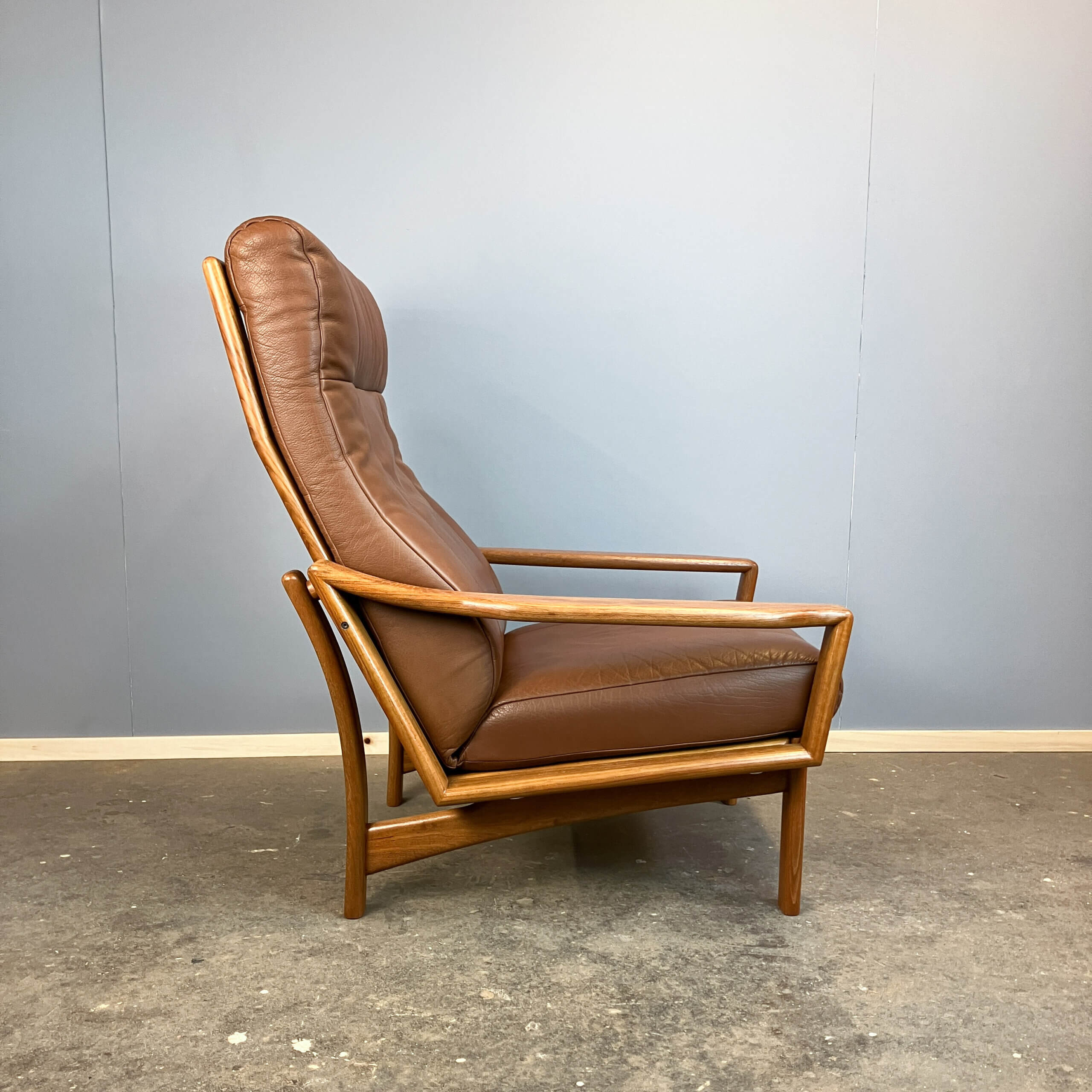Lounge chair by Grete Jalk for Glostrup, teak and leather, 1960s
