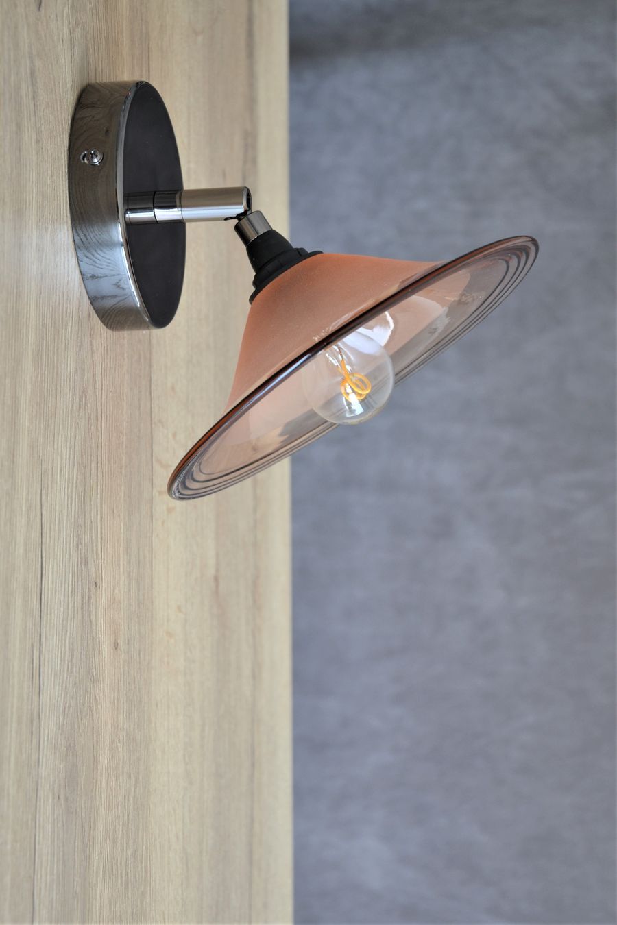 Applique murale articulée rose fumé