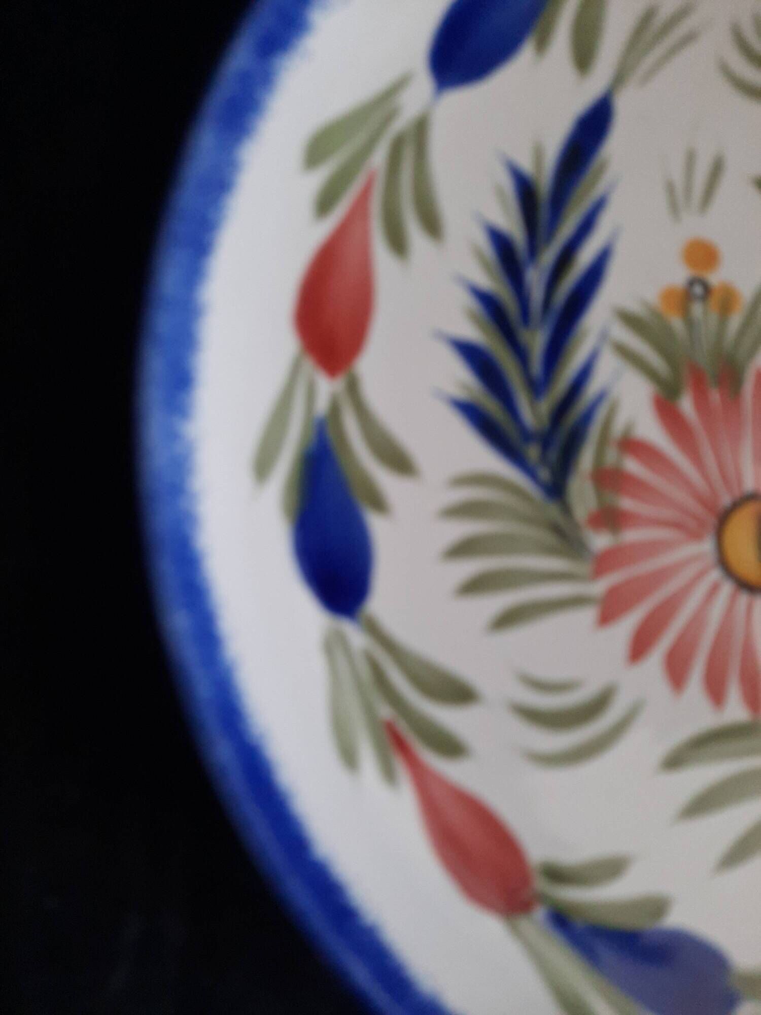 Ancienne assiette plate faïence hb quimper peint main décor floral
