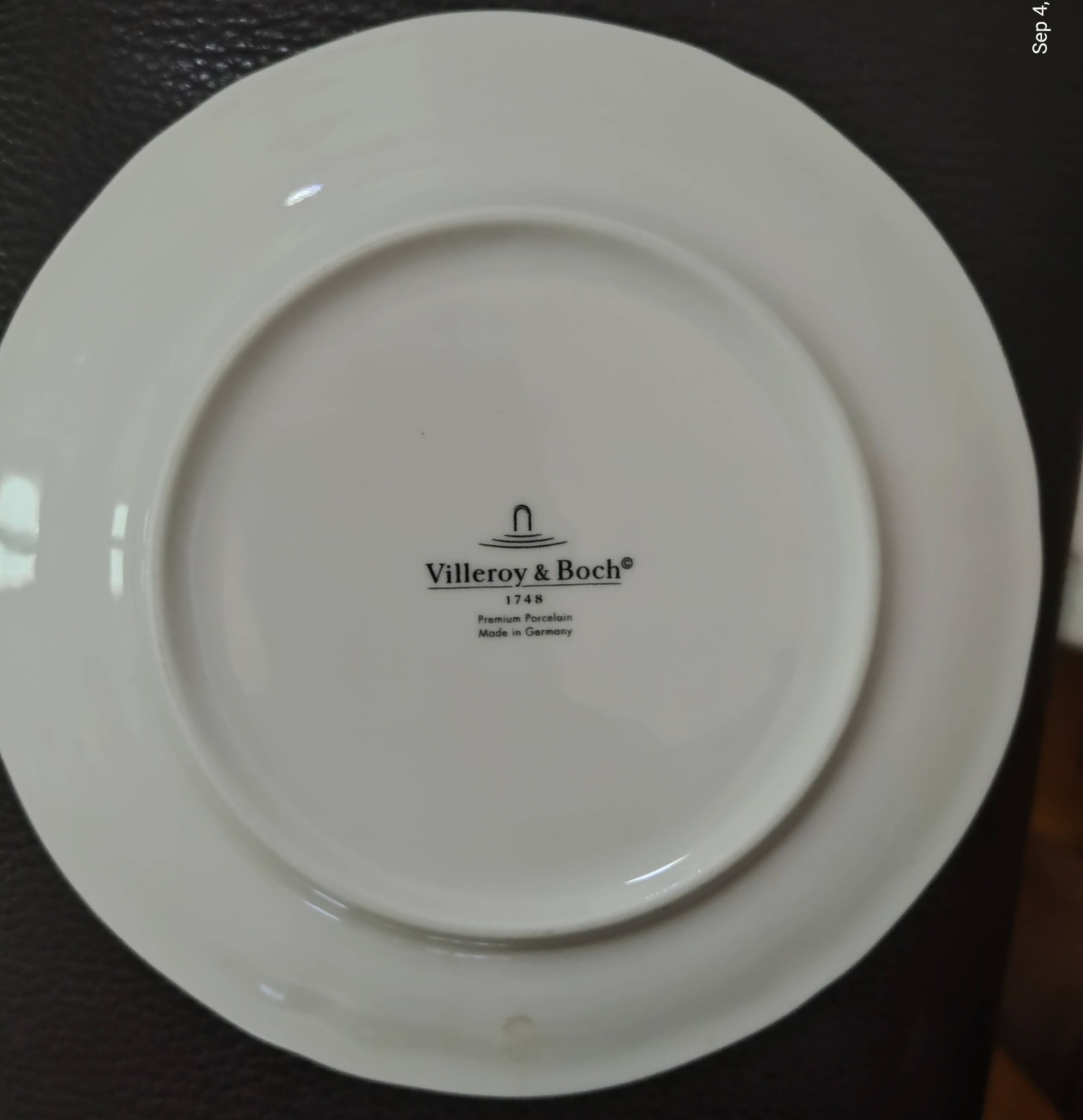 12 assiettes à dessert Villeroy et Boch