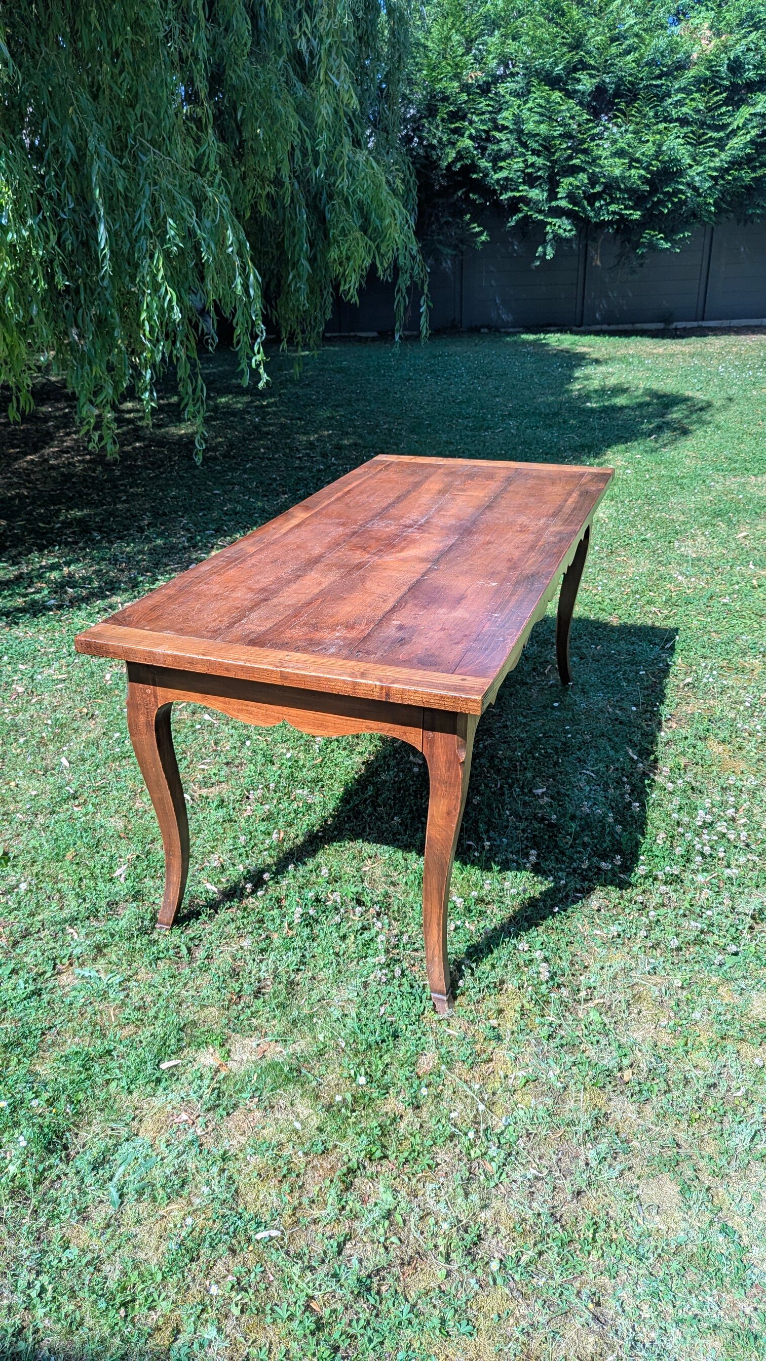 Louis XV style farmhouse table in solid wood - 175 cm