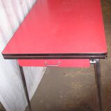 Table formica red 1970
