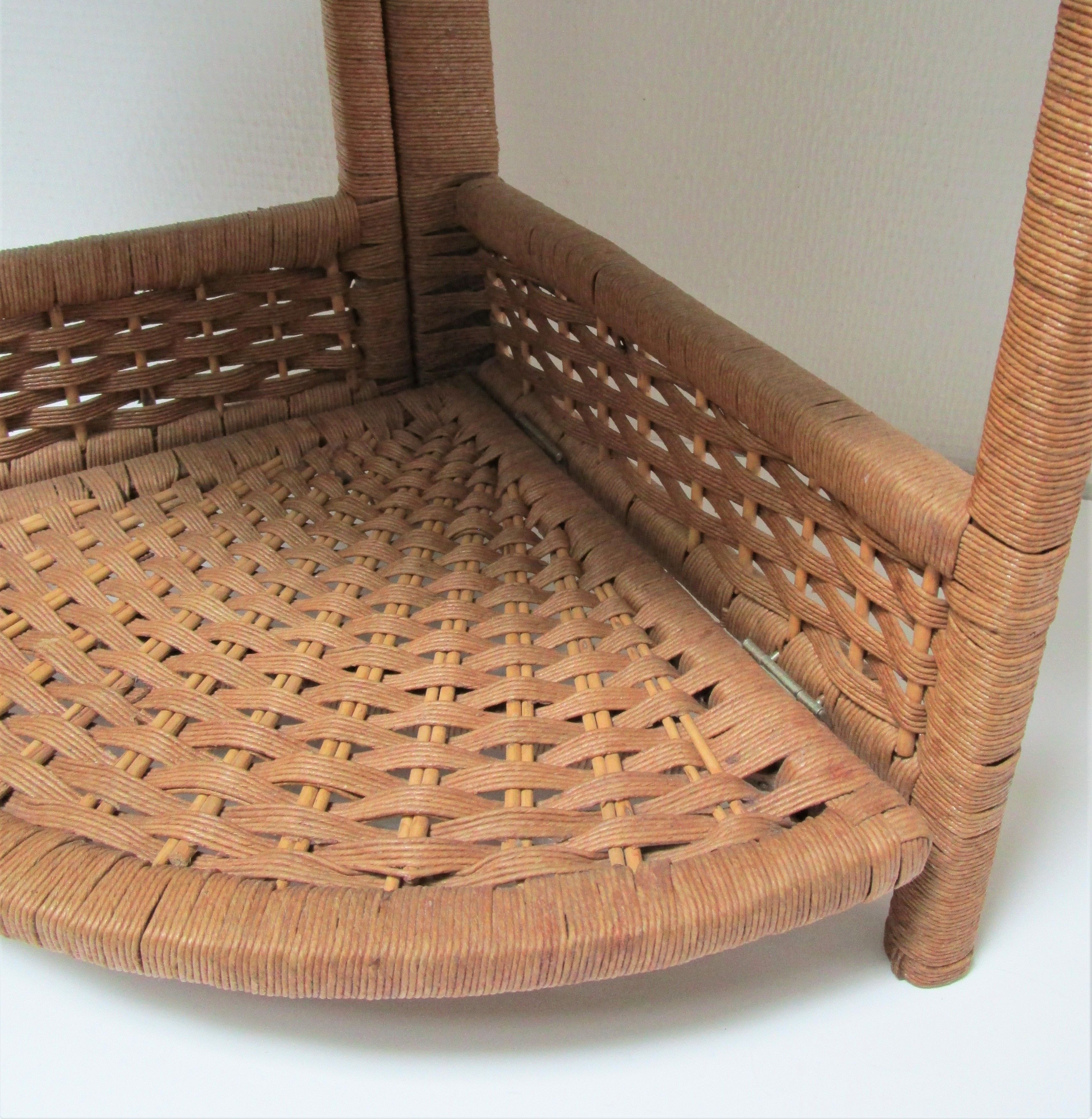 Corner shelf made of vintage braided natural fibers