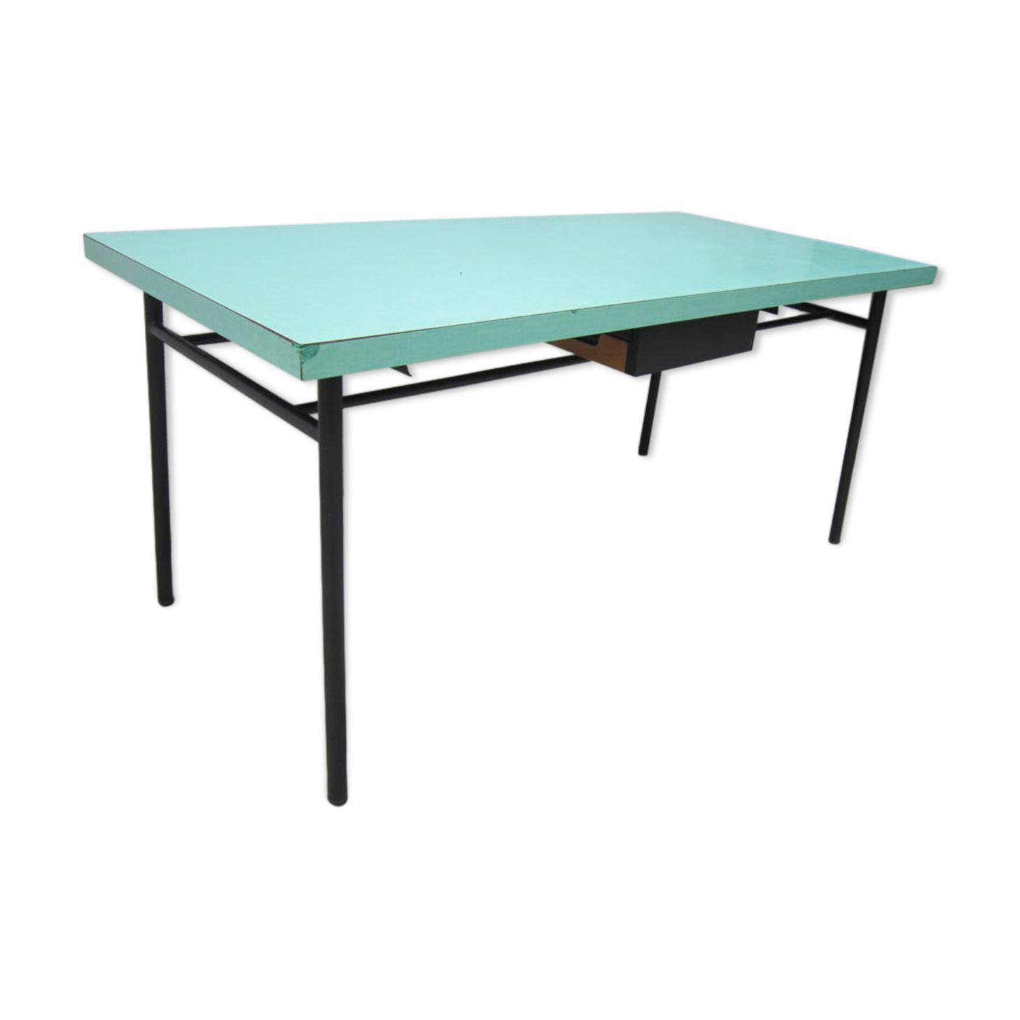 Table metal and formica