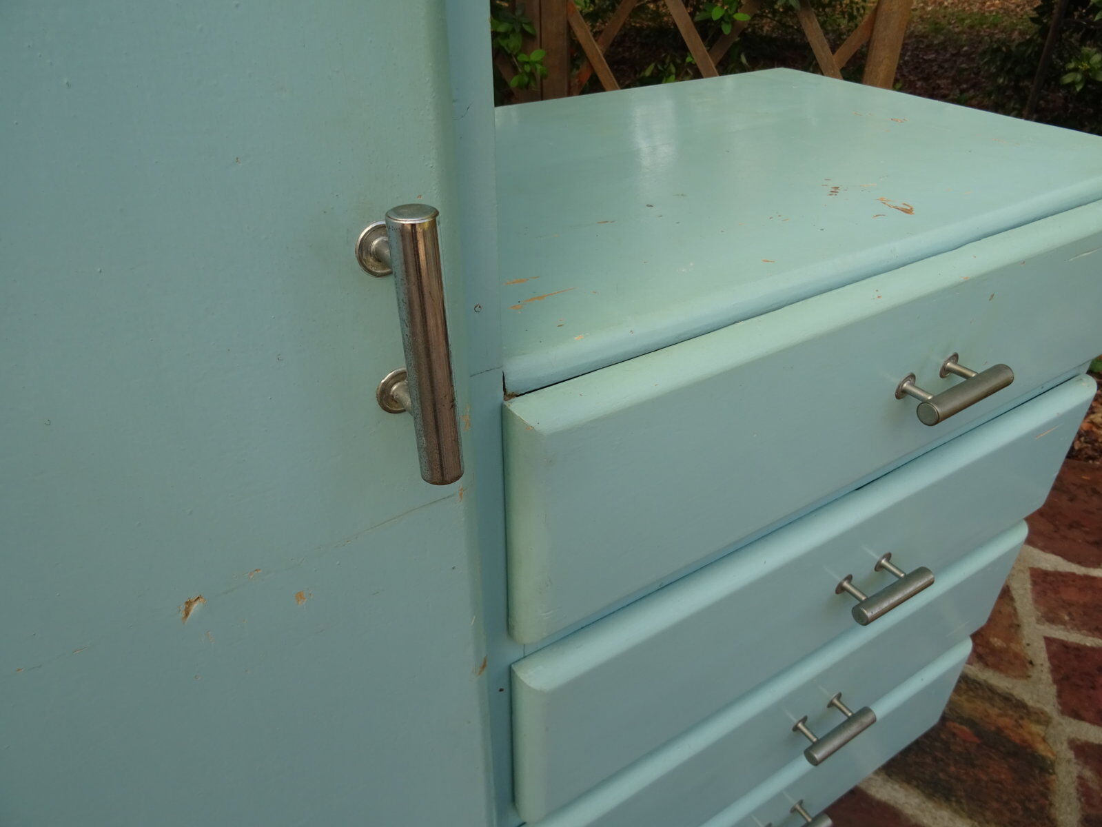 Asymmetrical wardrobe from the 1930